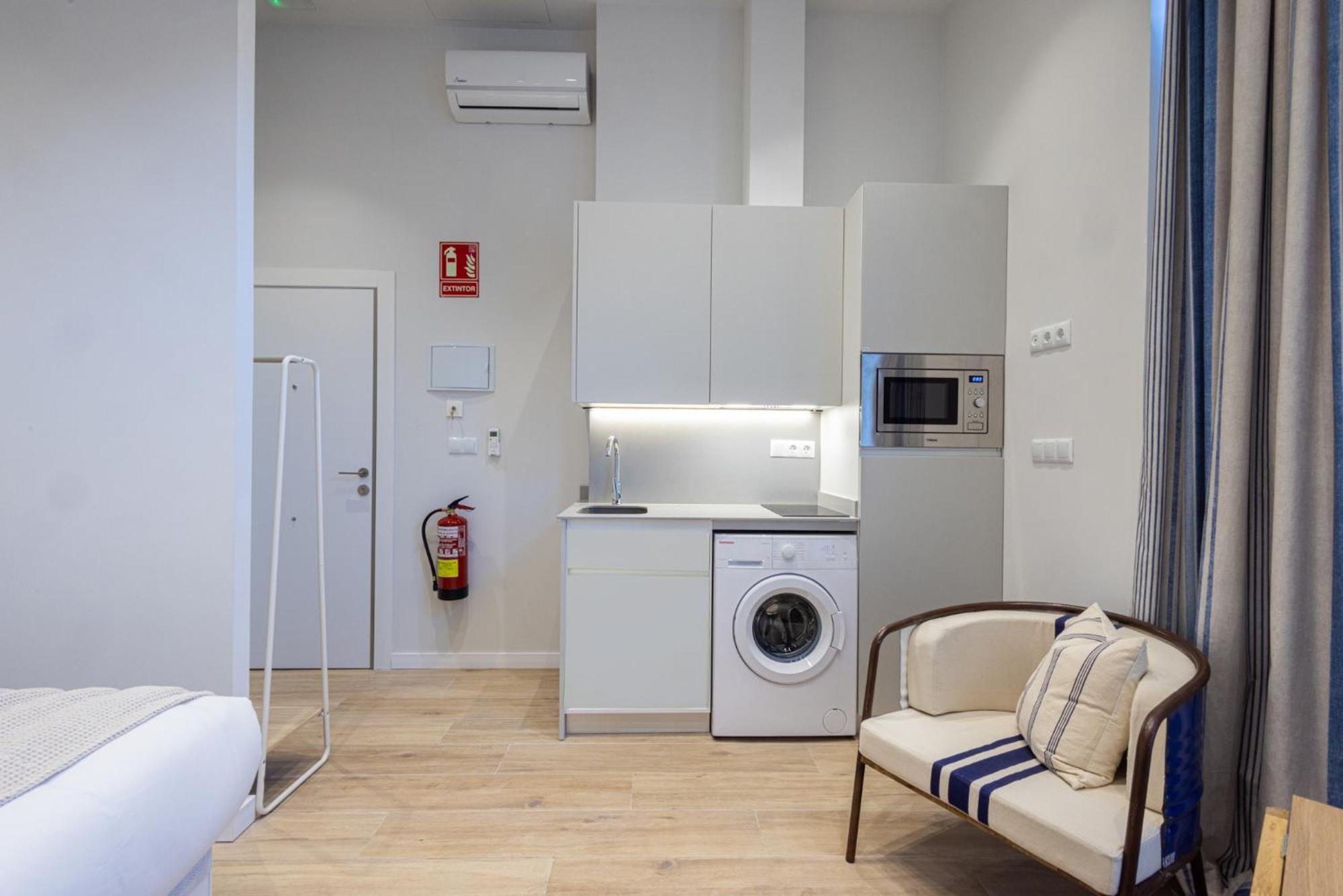 Florit Flats - The Mediterraneo Apartments Valensiya Dış mekan fotoğraf